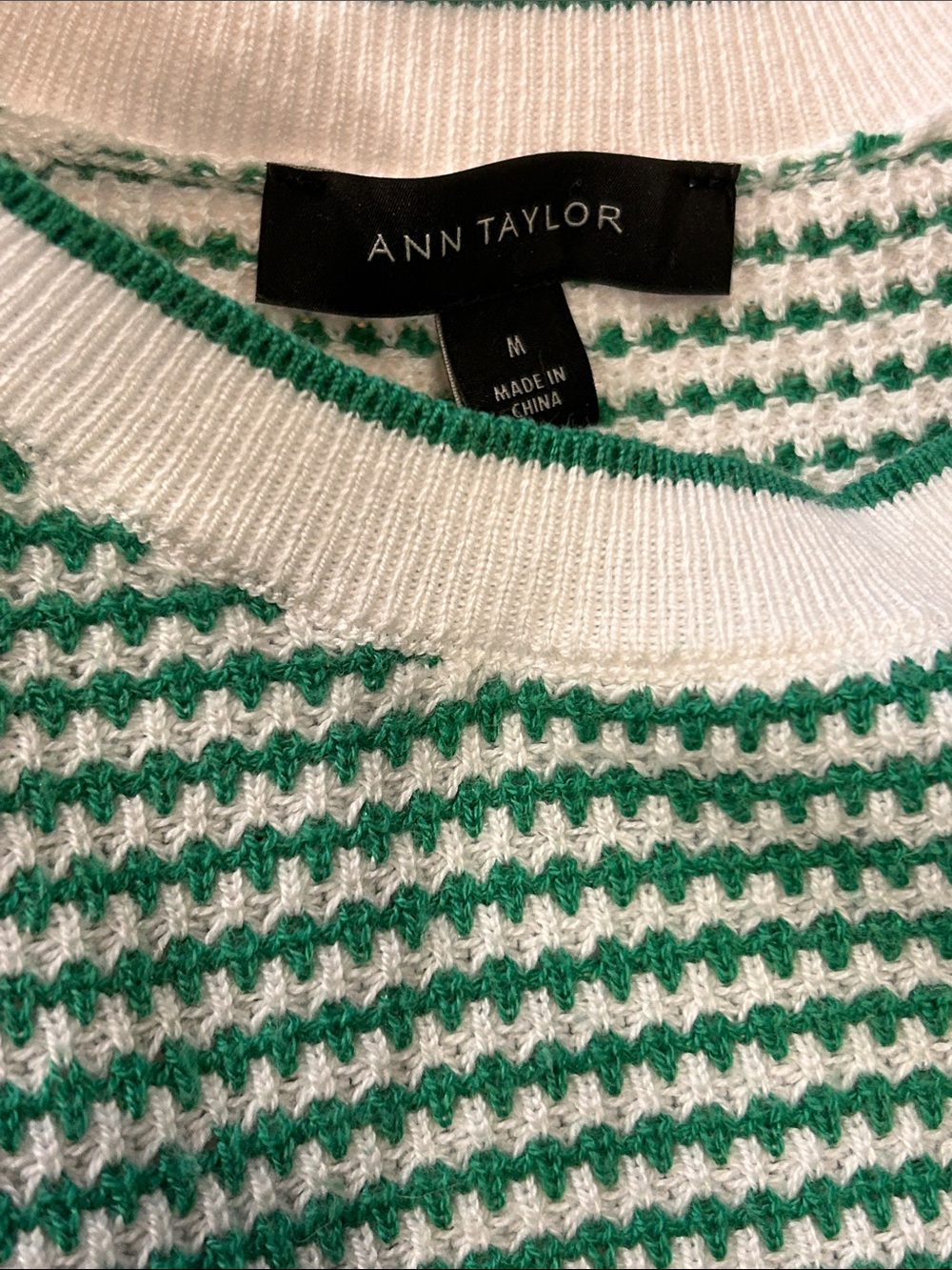 Ann Taylor Green & White Striped Puff-Sleeve Crewneck Preppy Summer Sweater M - Picture 3 of 5